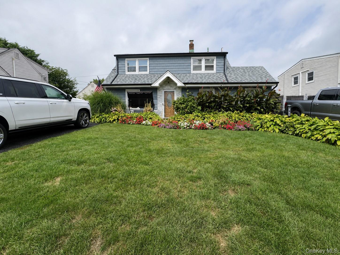 107 Azalea Road Property Photo 1