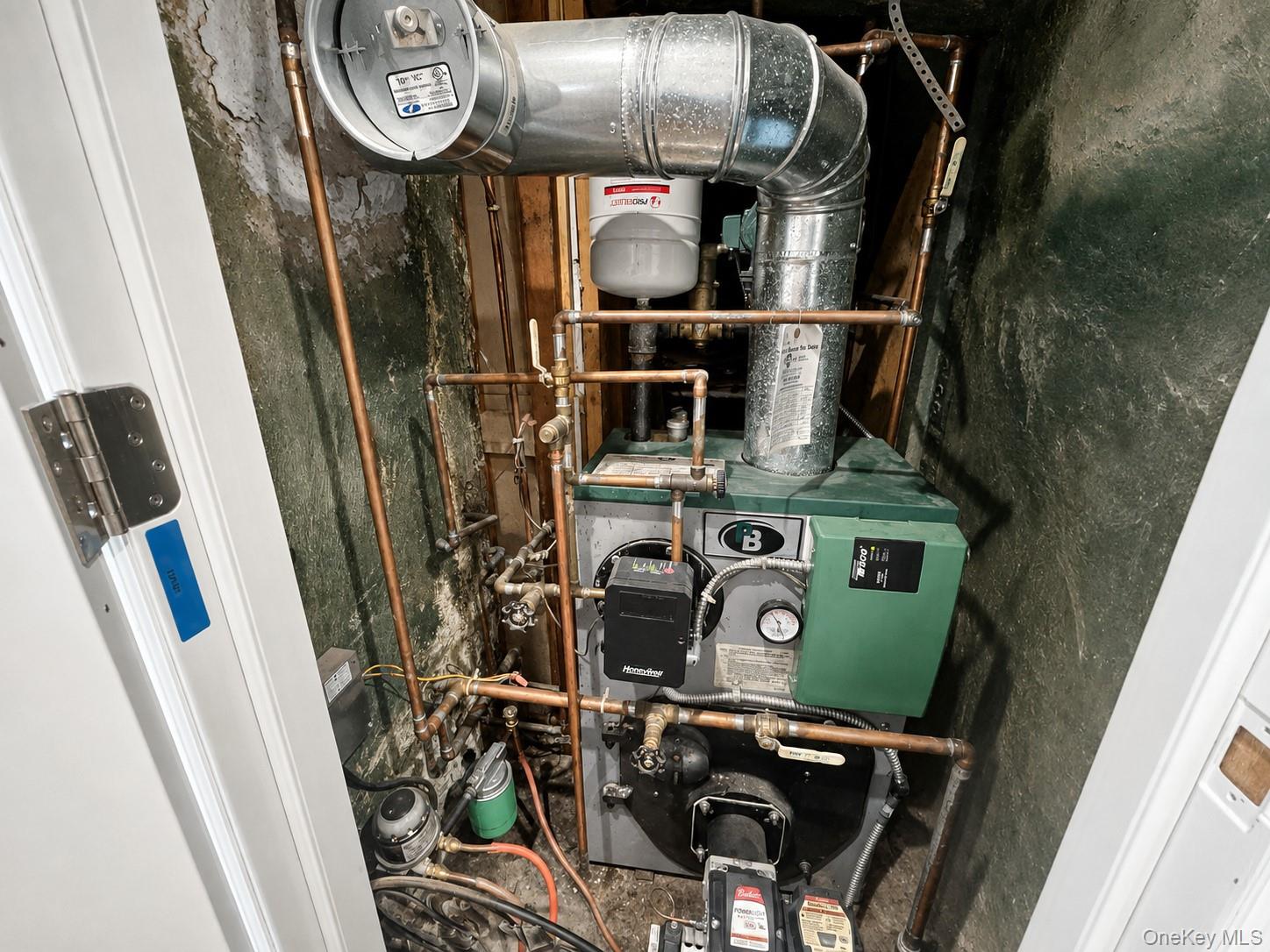 107 Azalea Road Property Photo 14