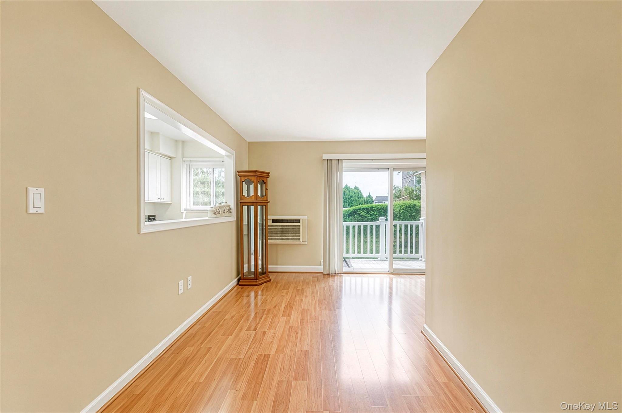 263 N Newbridge Road Property Photo 5
