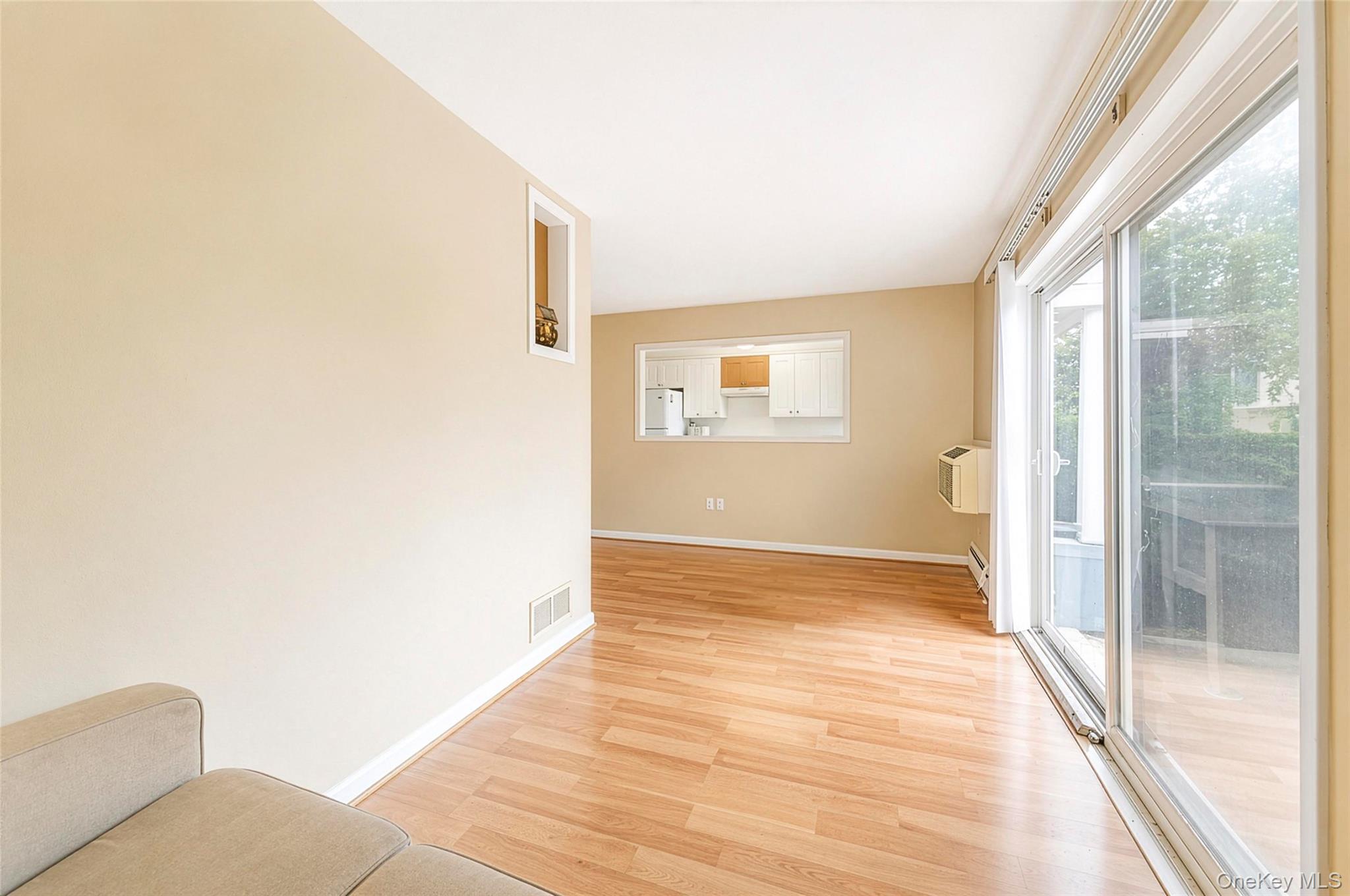 263 N Newbridge Road Property Photo 7