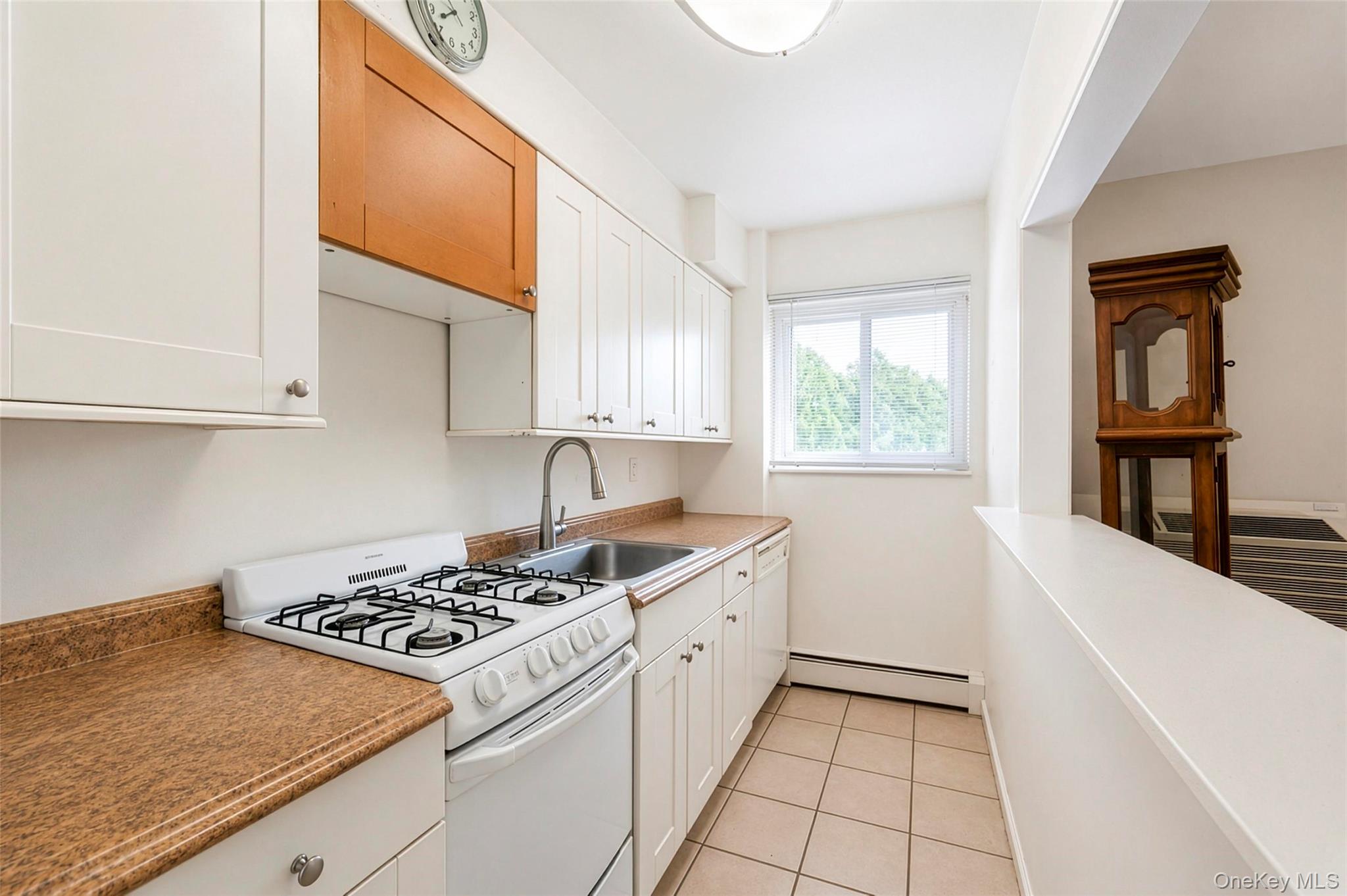 263 N Newbridge Road Property Photo 11