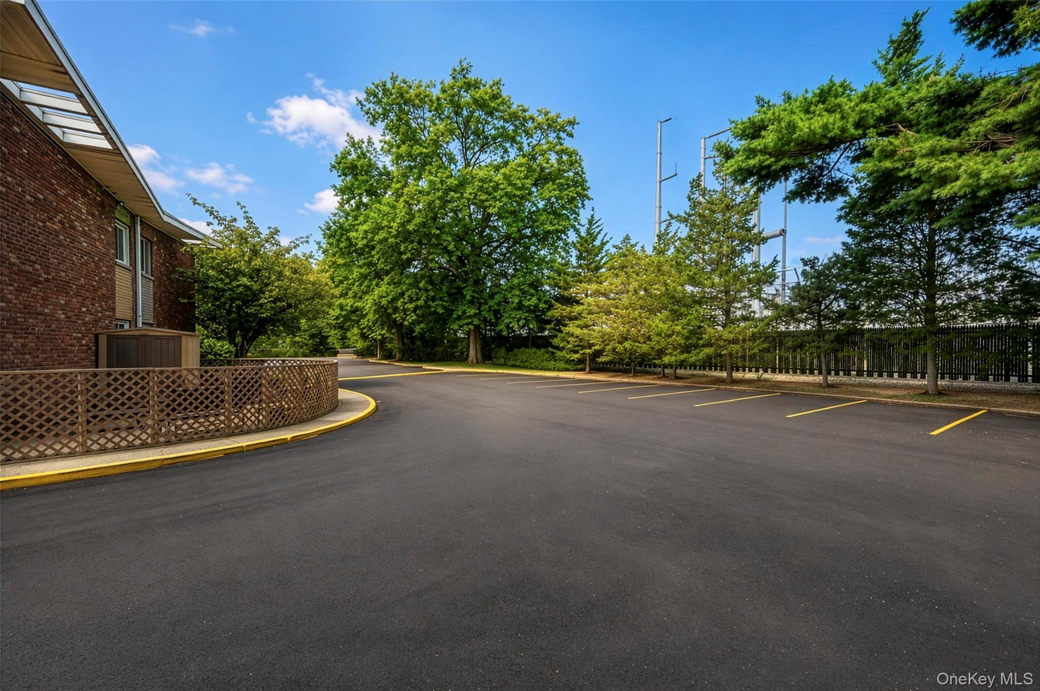 263 N Newbridge Road Property Photo 16