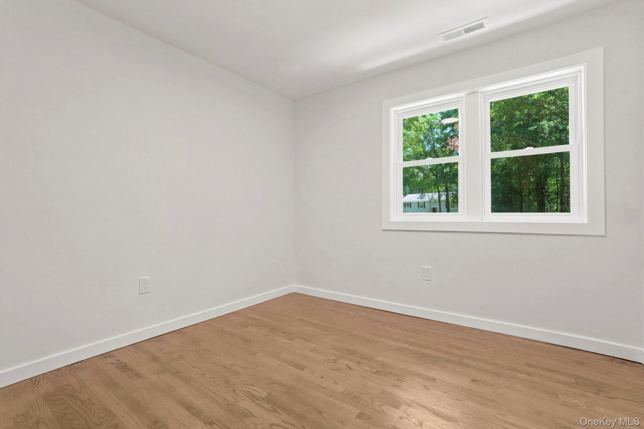 6 Vanessa Lane Property Photo 24