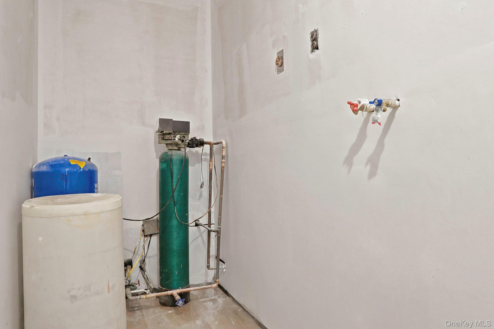 6 Vanessa Lane Property Photo 33