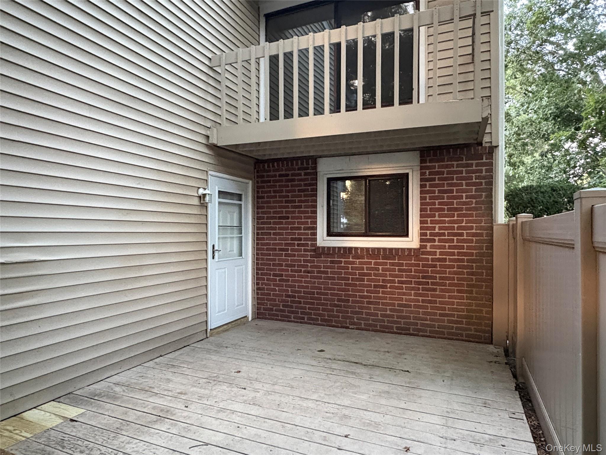 200 Springmeadow Drive M Property Photo 2