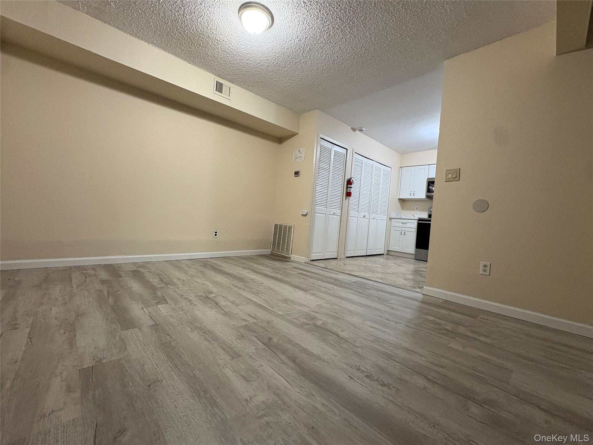 200 Springmeadow Drive M Property Photo 4
