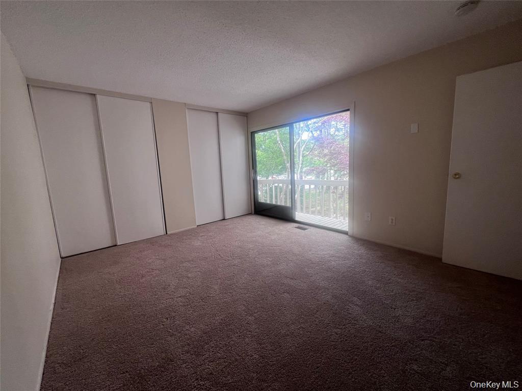 200 Springmeadow Drive M Property Photo 9