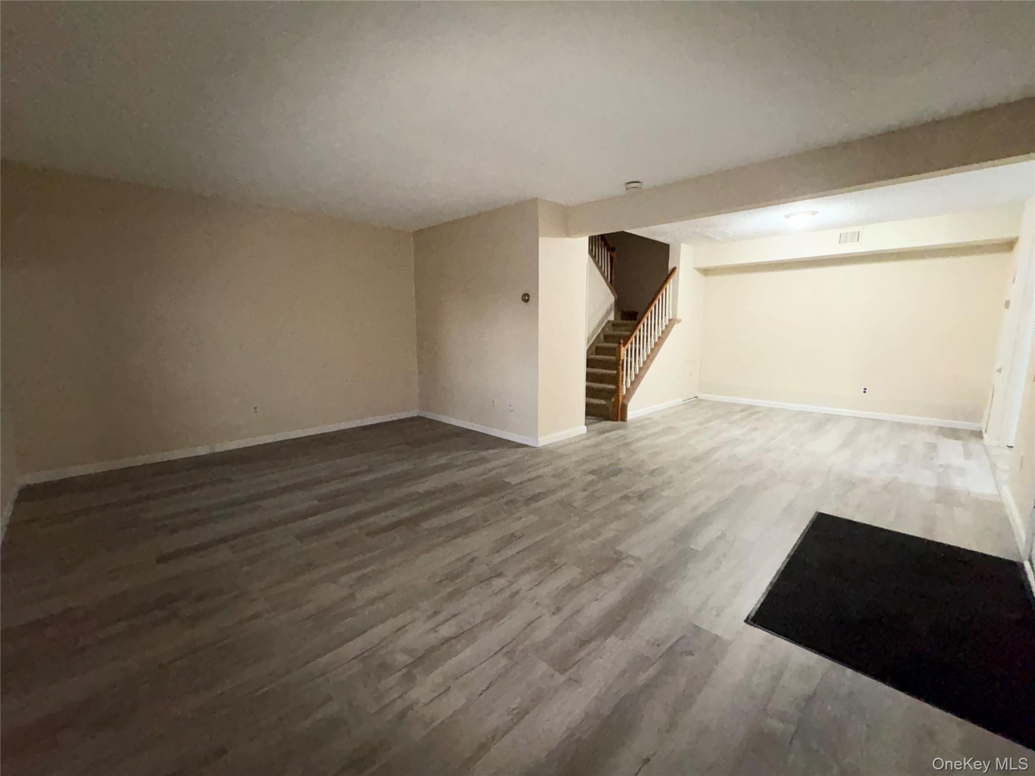 200 Springmeadow Drive M Property Photo 9