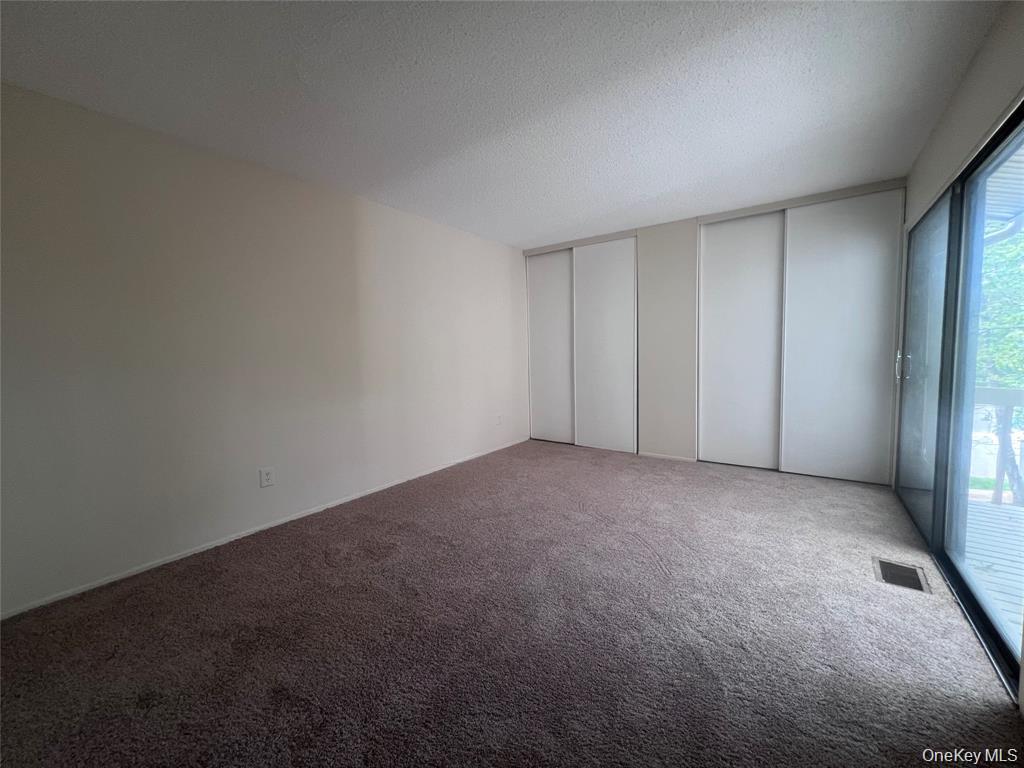 200 Springmeadow Drive M Property Photo 10