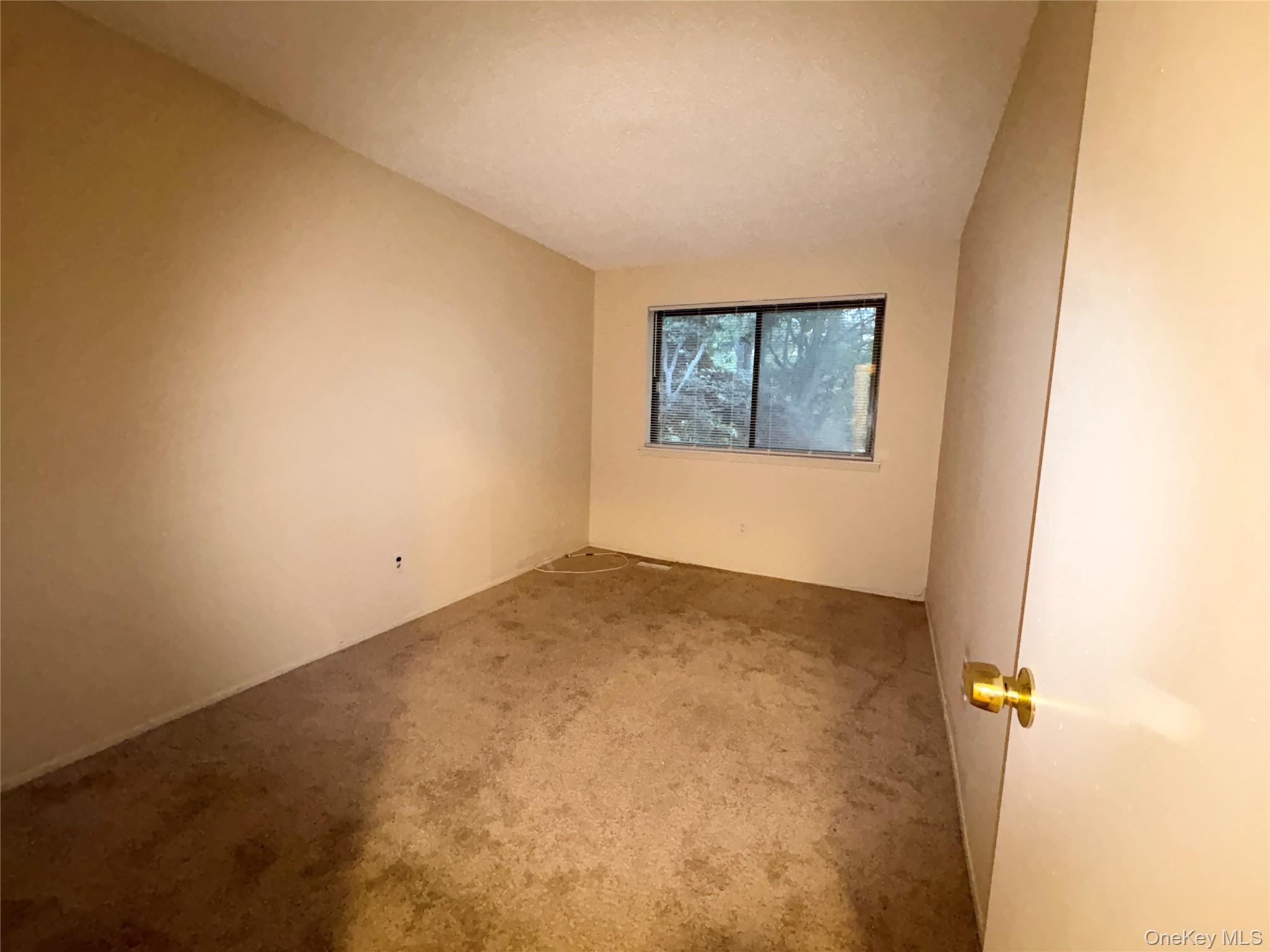 200 Springmeadow Drive M Property Photo 20