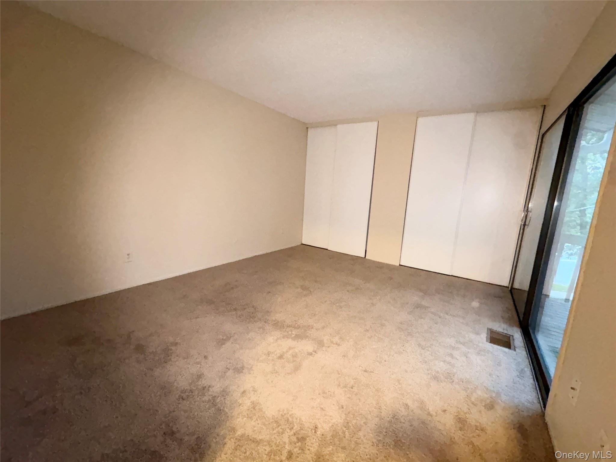 200 Springmeadow Drive M Property Photo 21
