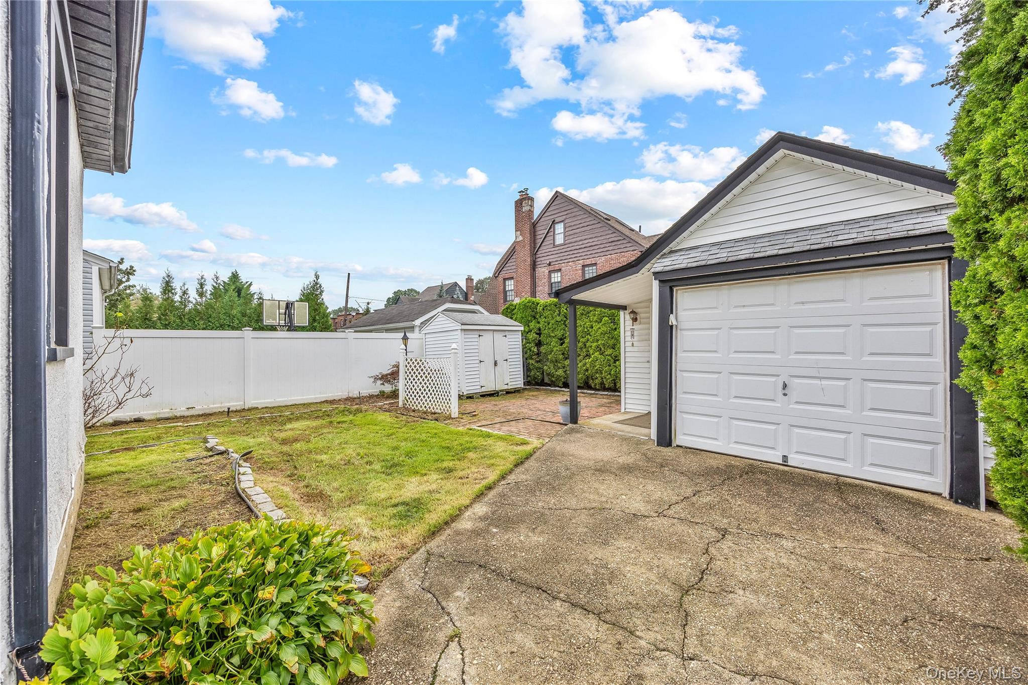 425 Marcellus Road Property Photo 16