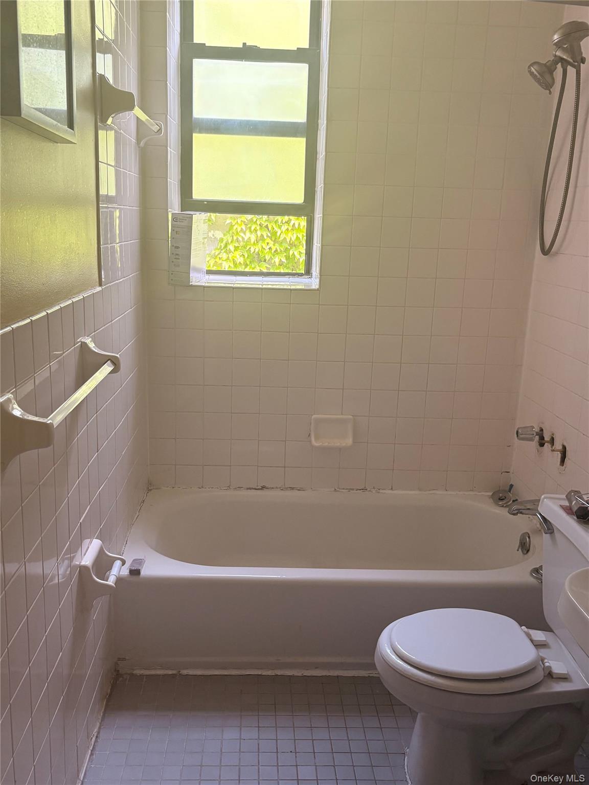 723 Macdonough Street 4a Property Photo 7
