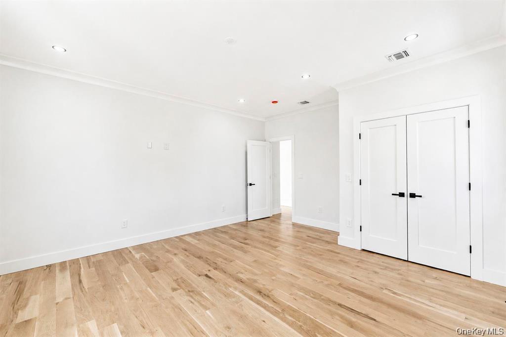 19 Coachman Lane Property Photo 17
