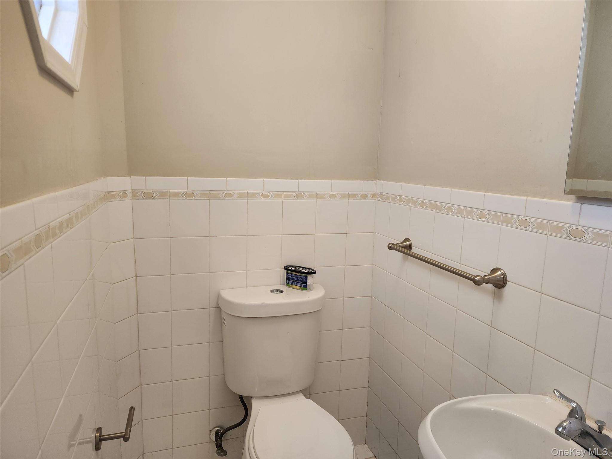 12 Roosevelt Drive Property Photo 15
