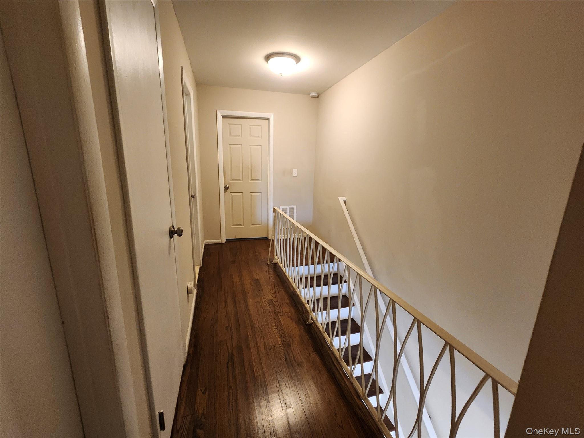 12 Roosevelt Drive Property Photo 18