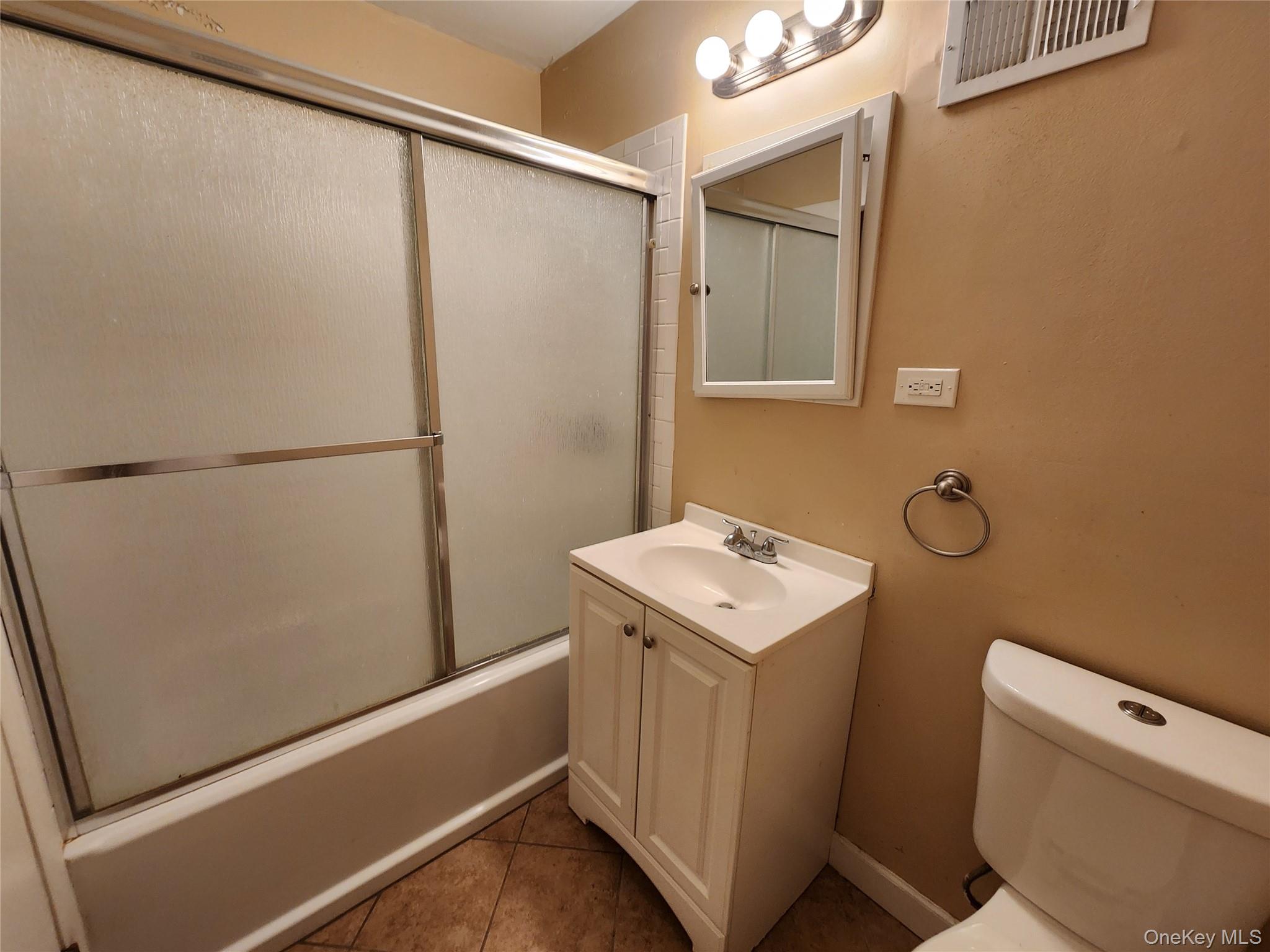 12 Roosevelt Drive Property Photo 25