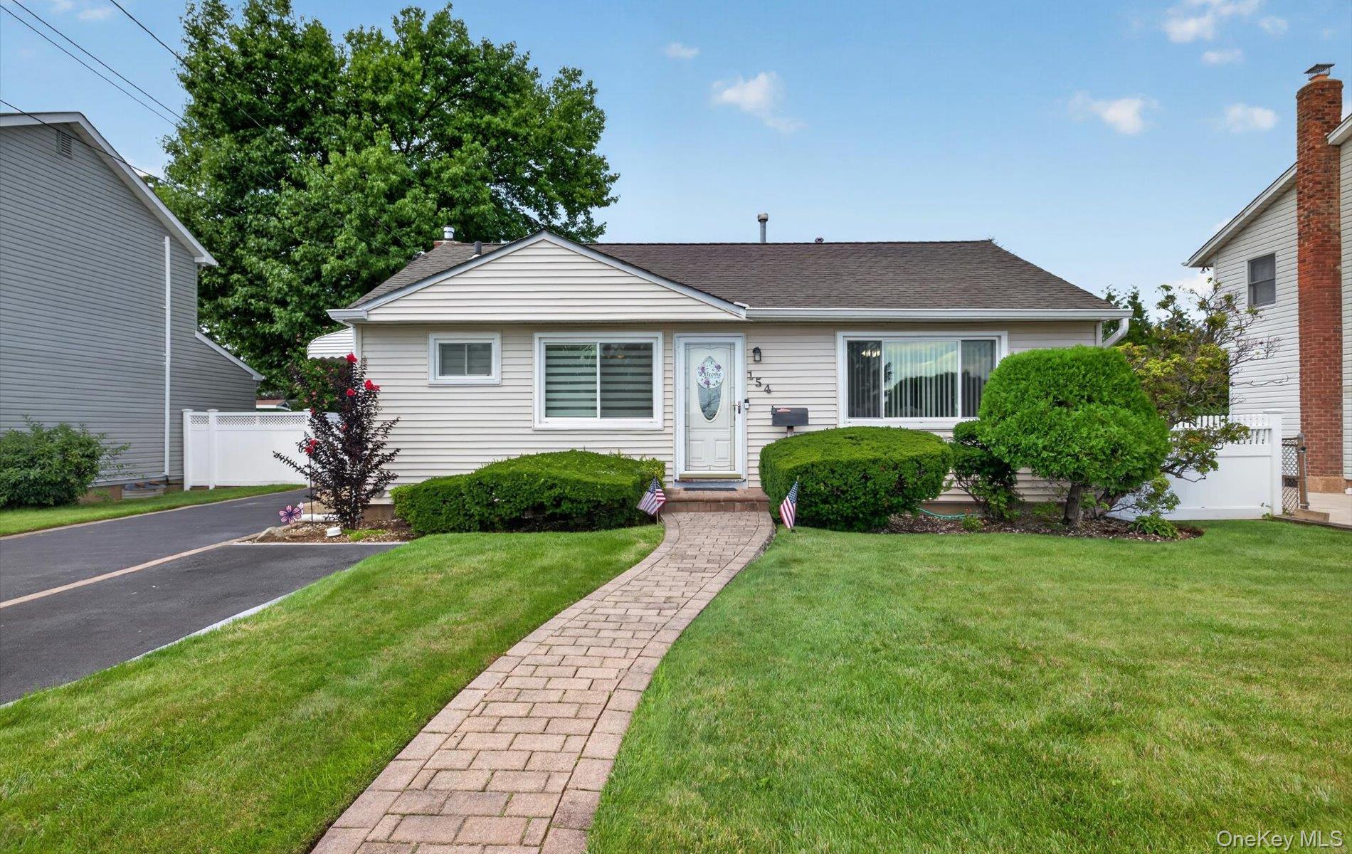 154 Park Lane Property Photo 1