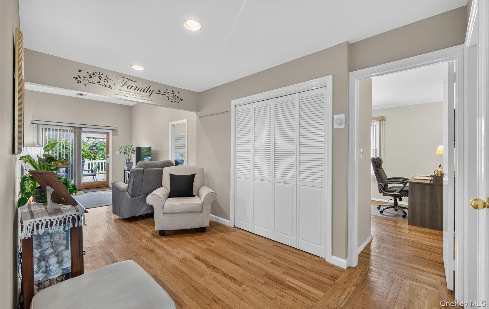 154 Park Lane Property Photo 13