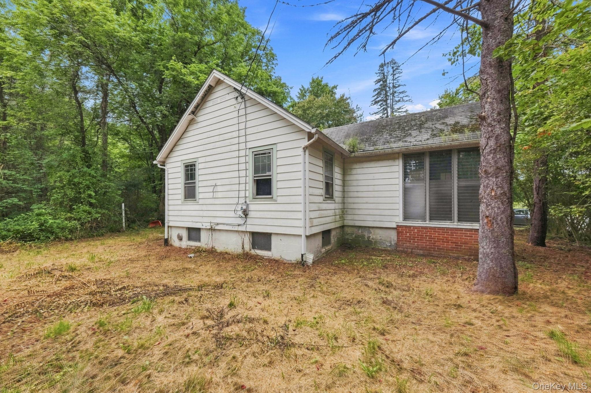 395 Route 17k Property Photo 5