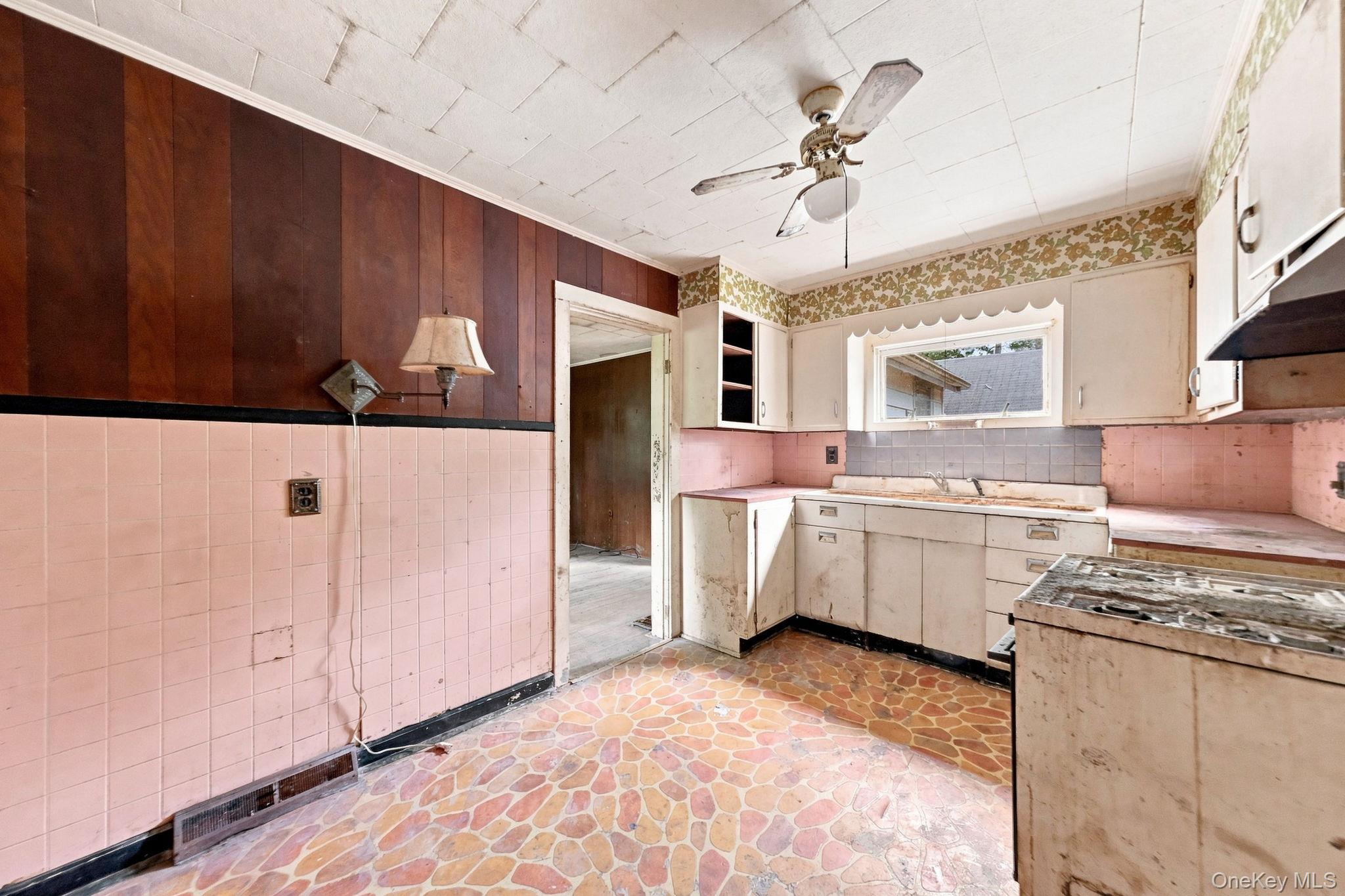395 Route 17k Property Photo 10