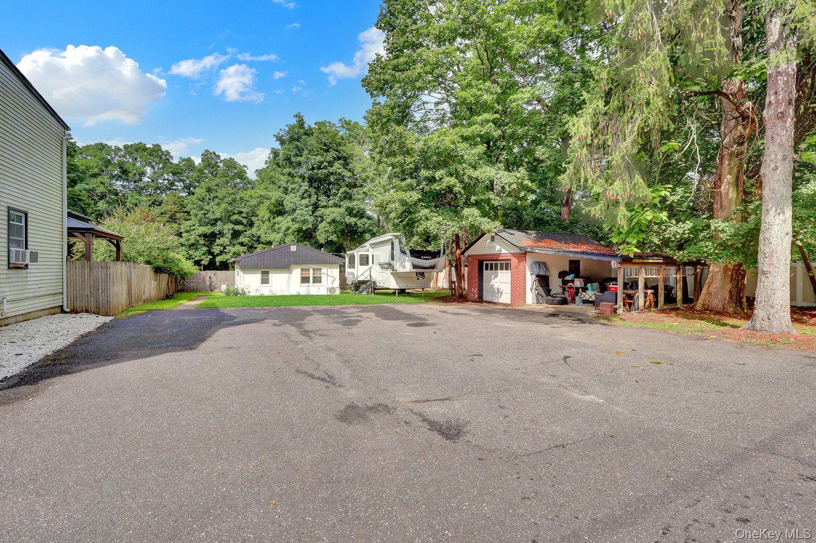 7 Mooney Pond Road Property Photo 3