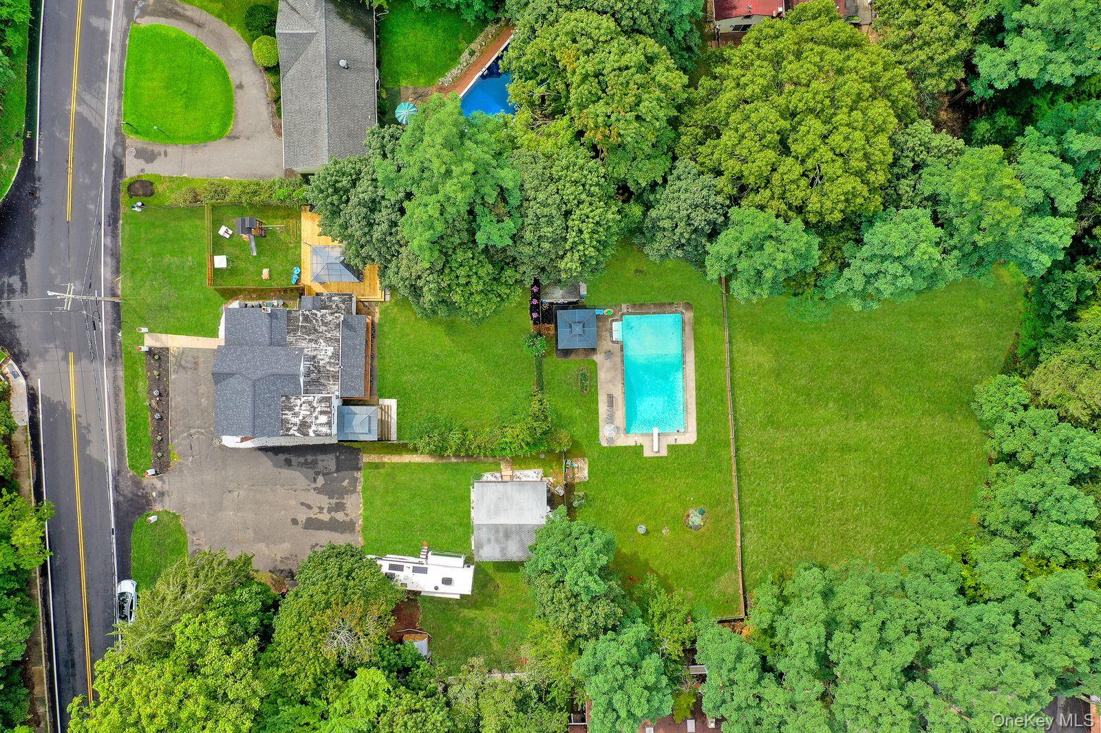 7 Mooney Pond Road Property Photo 28