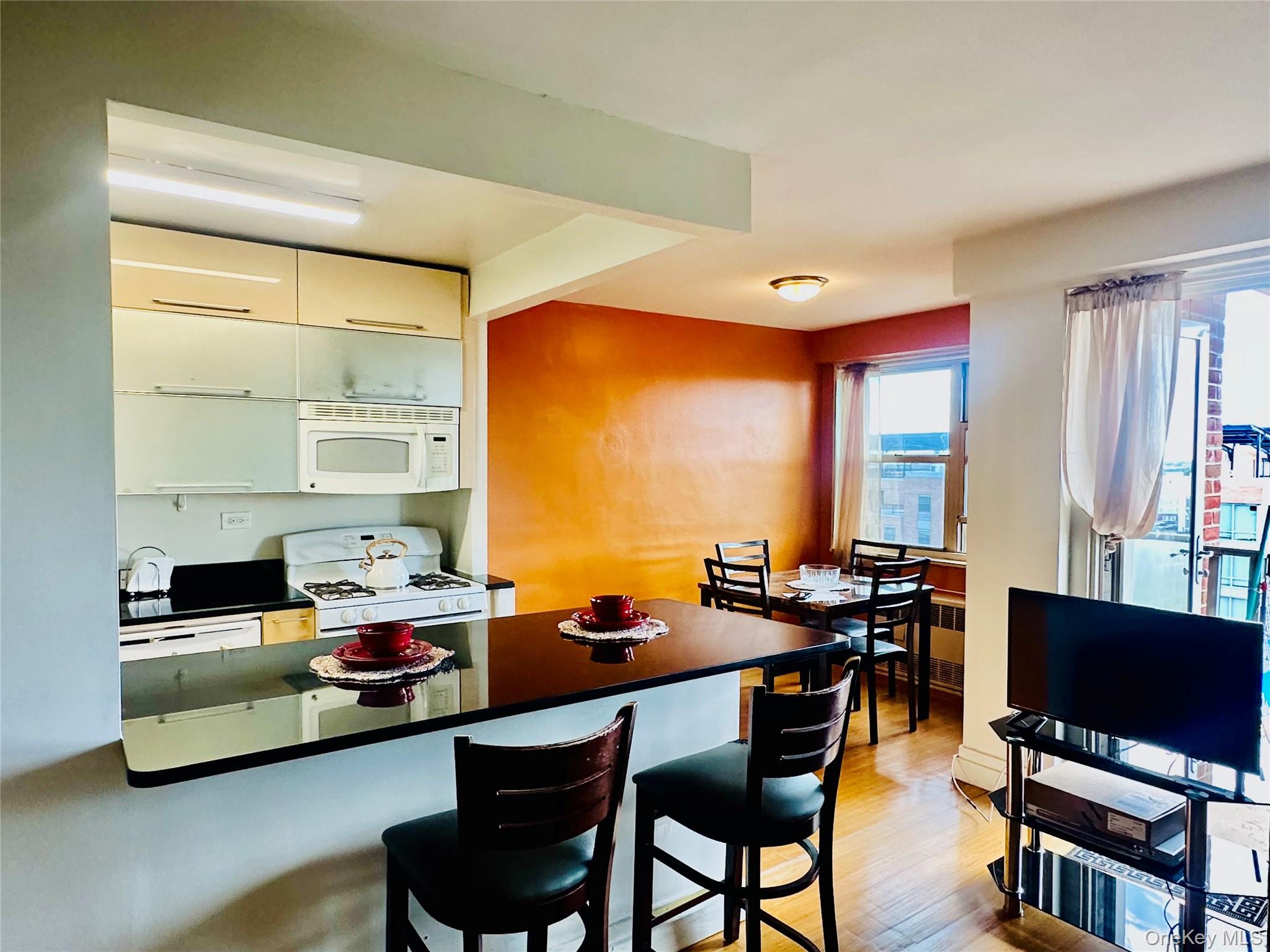 12399 Flatlands Avenue 8k Property Photo 4