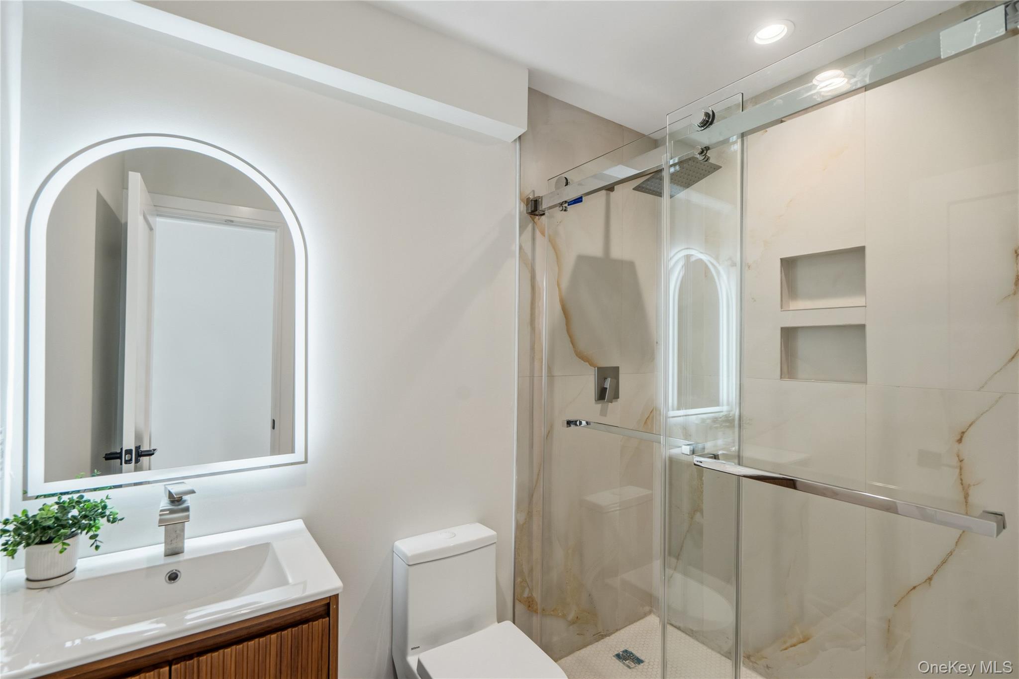 30 Hedge Lane Property Photo 40