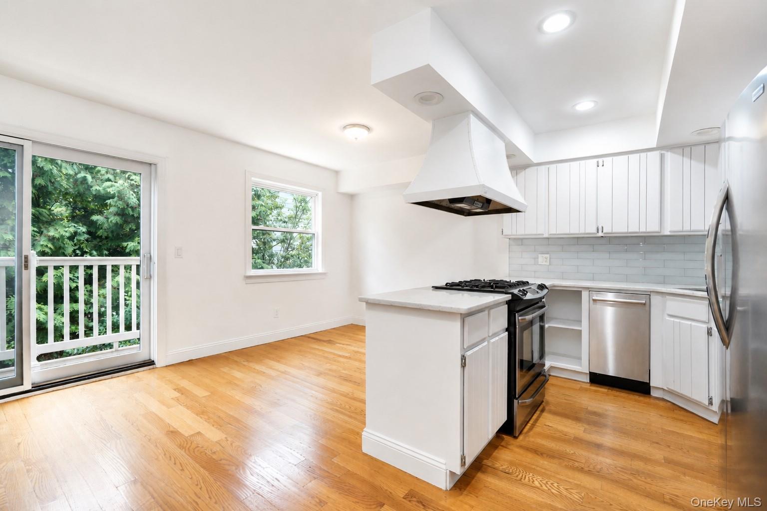 16 Fox Hunt Court Property Photo 13