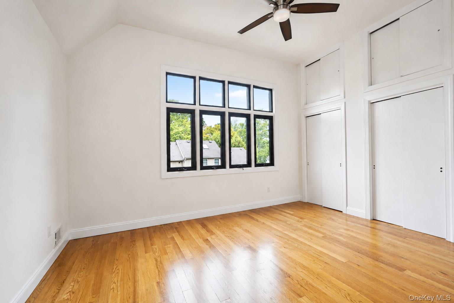 16 Fox Hunt Court Property Photo 23