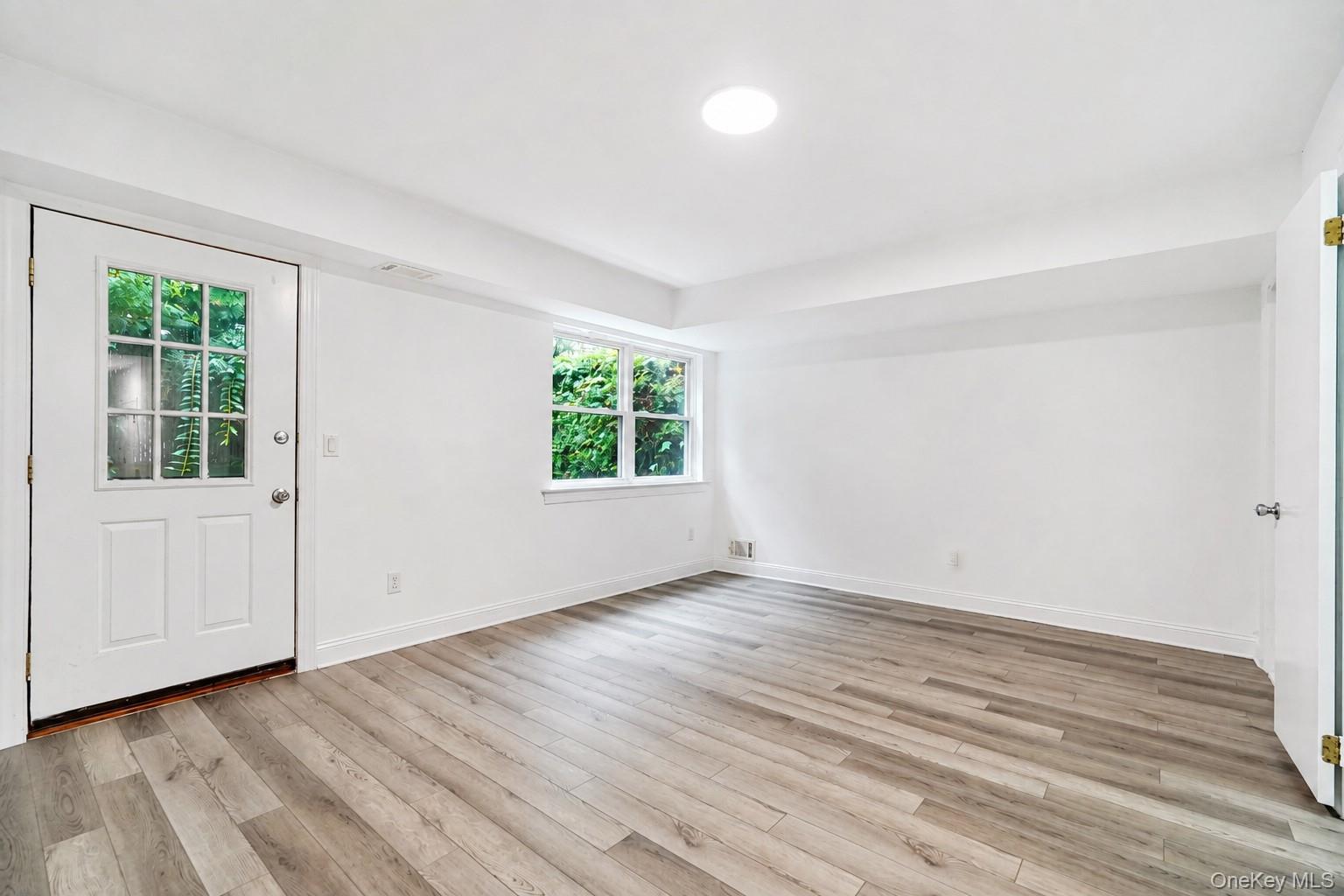 16 Fox Hunt Court Property Photo 33