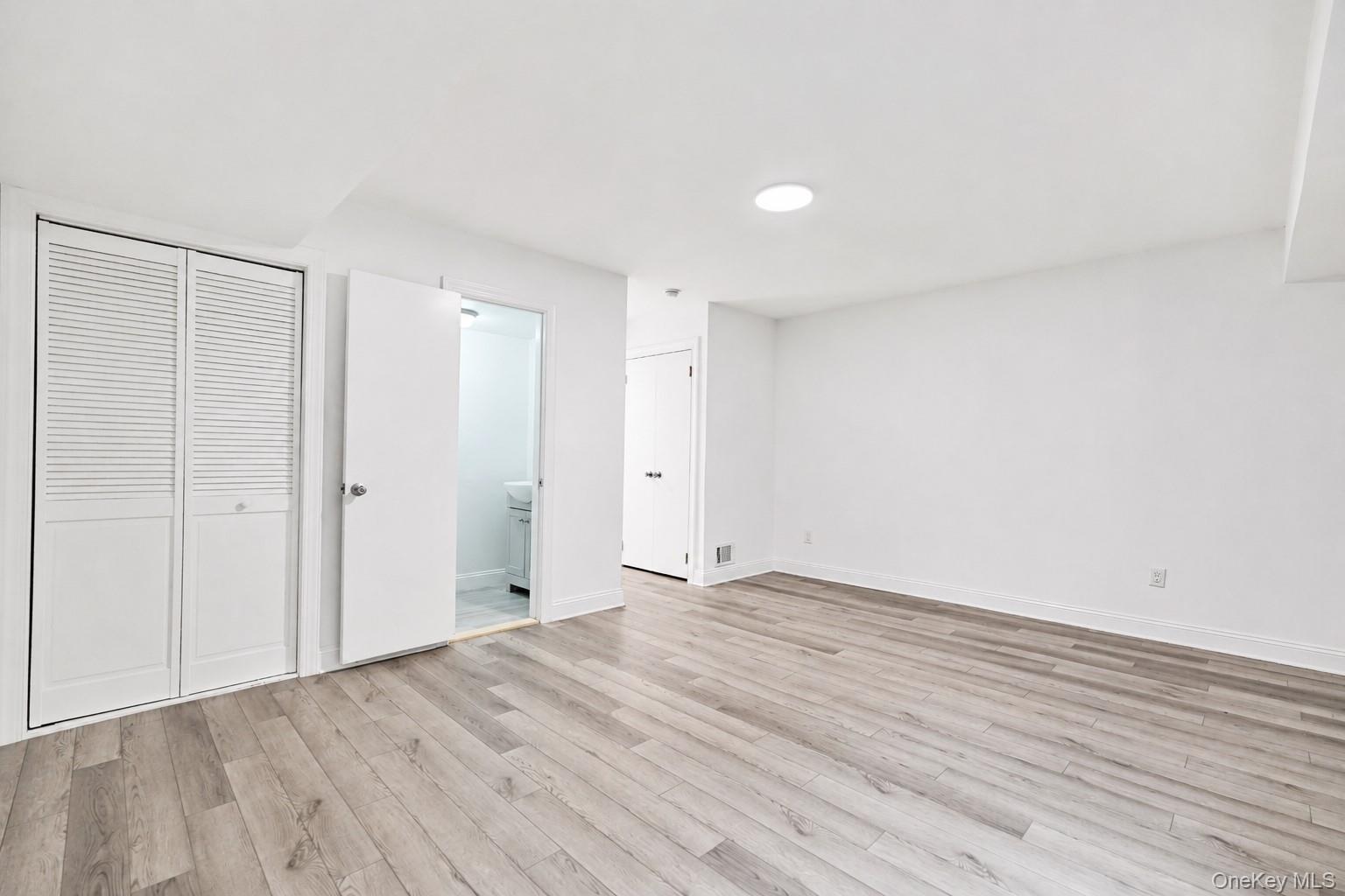 16 Fox Hunt Court Property Photo 34