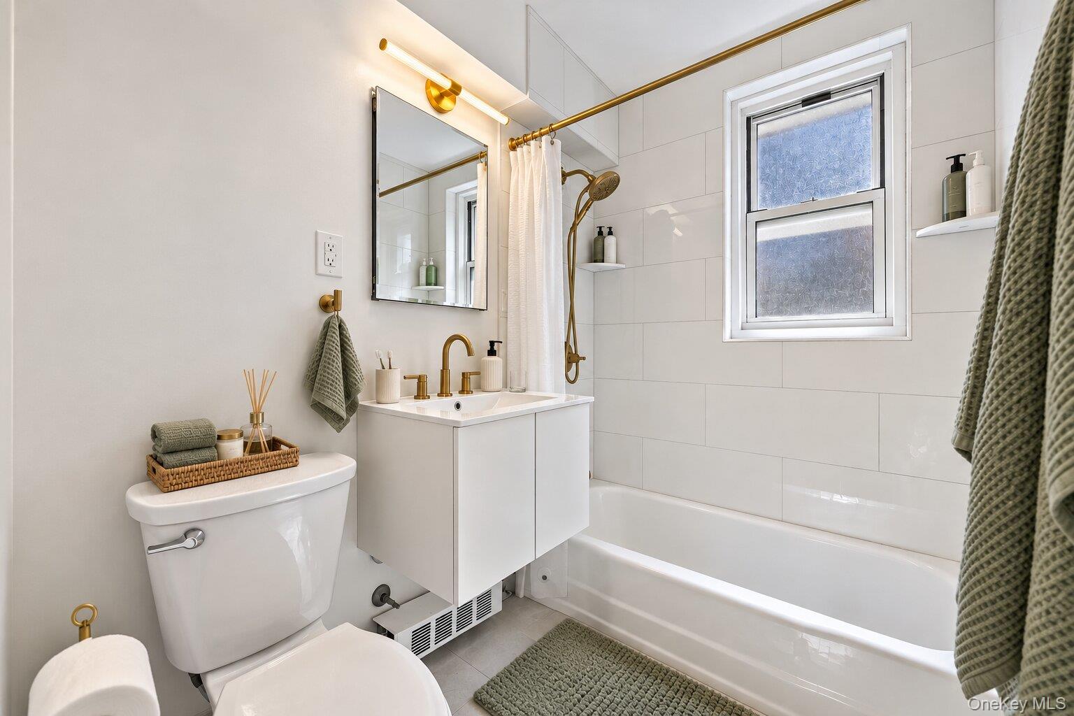 100 Dehaven Drive 302 Property Photo 6
