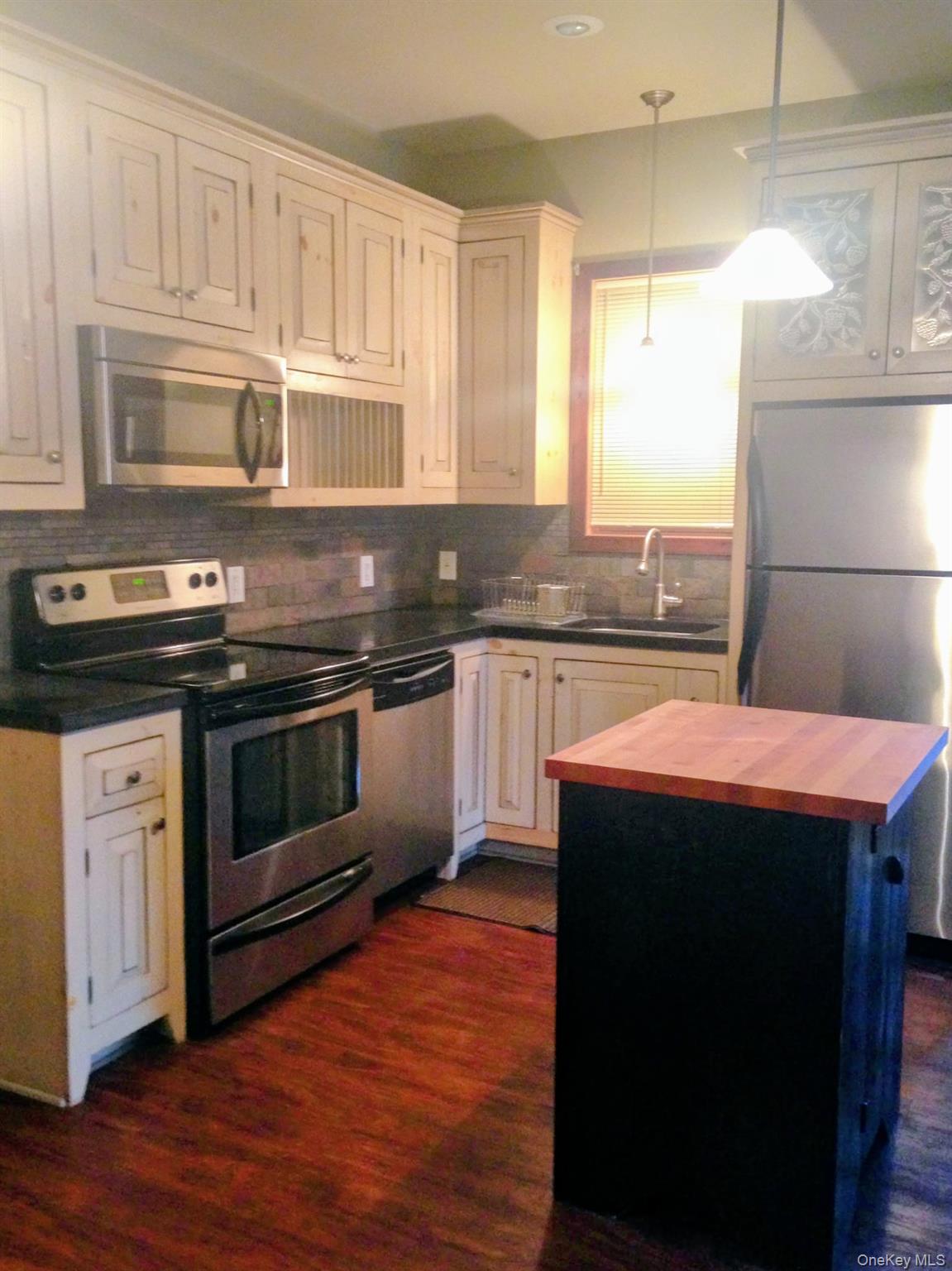 89 Beaver Lake Road Property Photo 3
