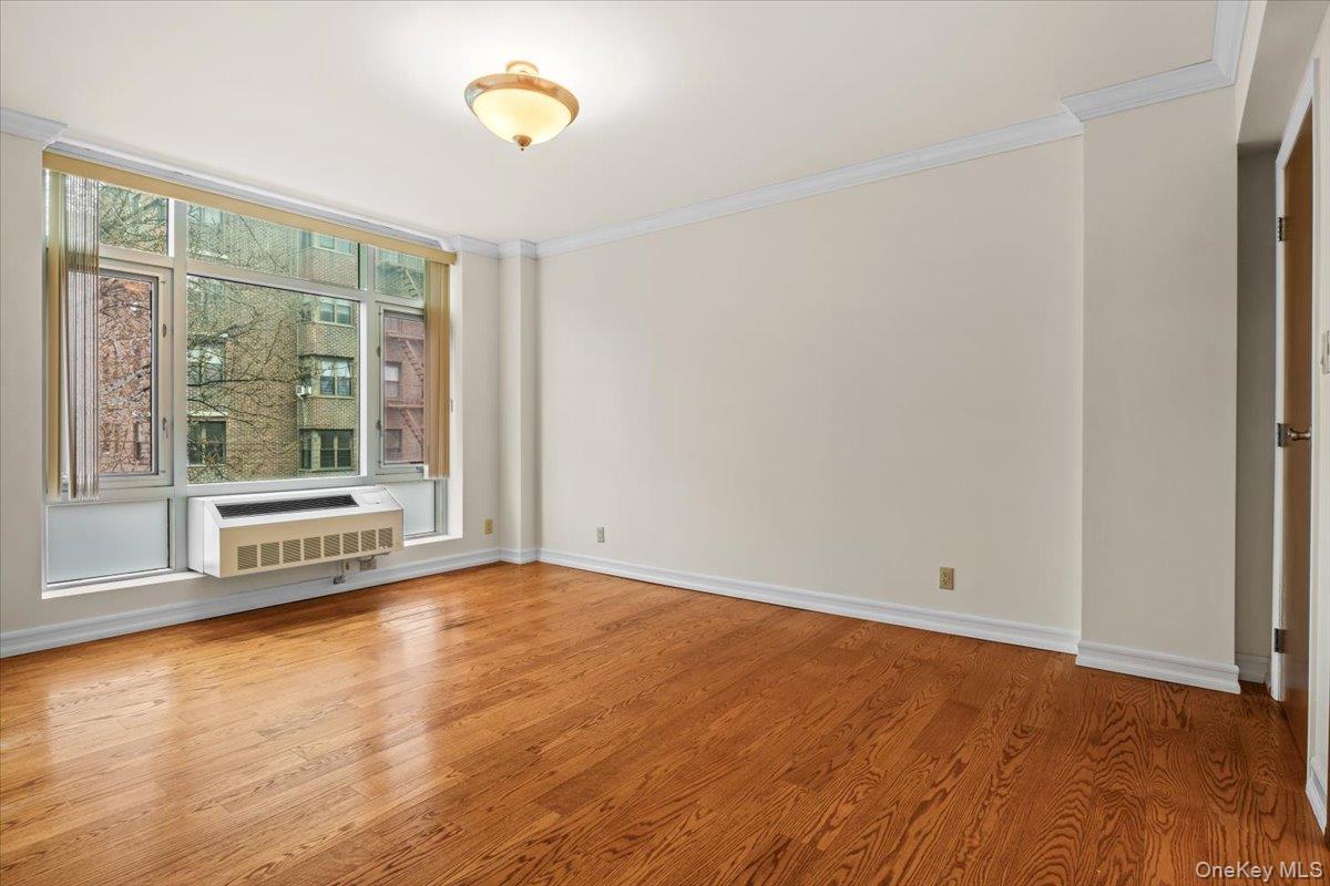 3511 Cambridge 3f Property Photo 5