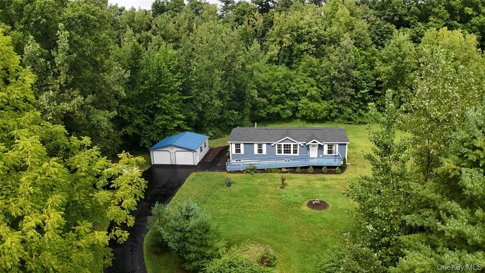 64 Airport Road Property Photo 2