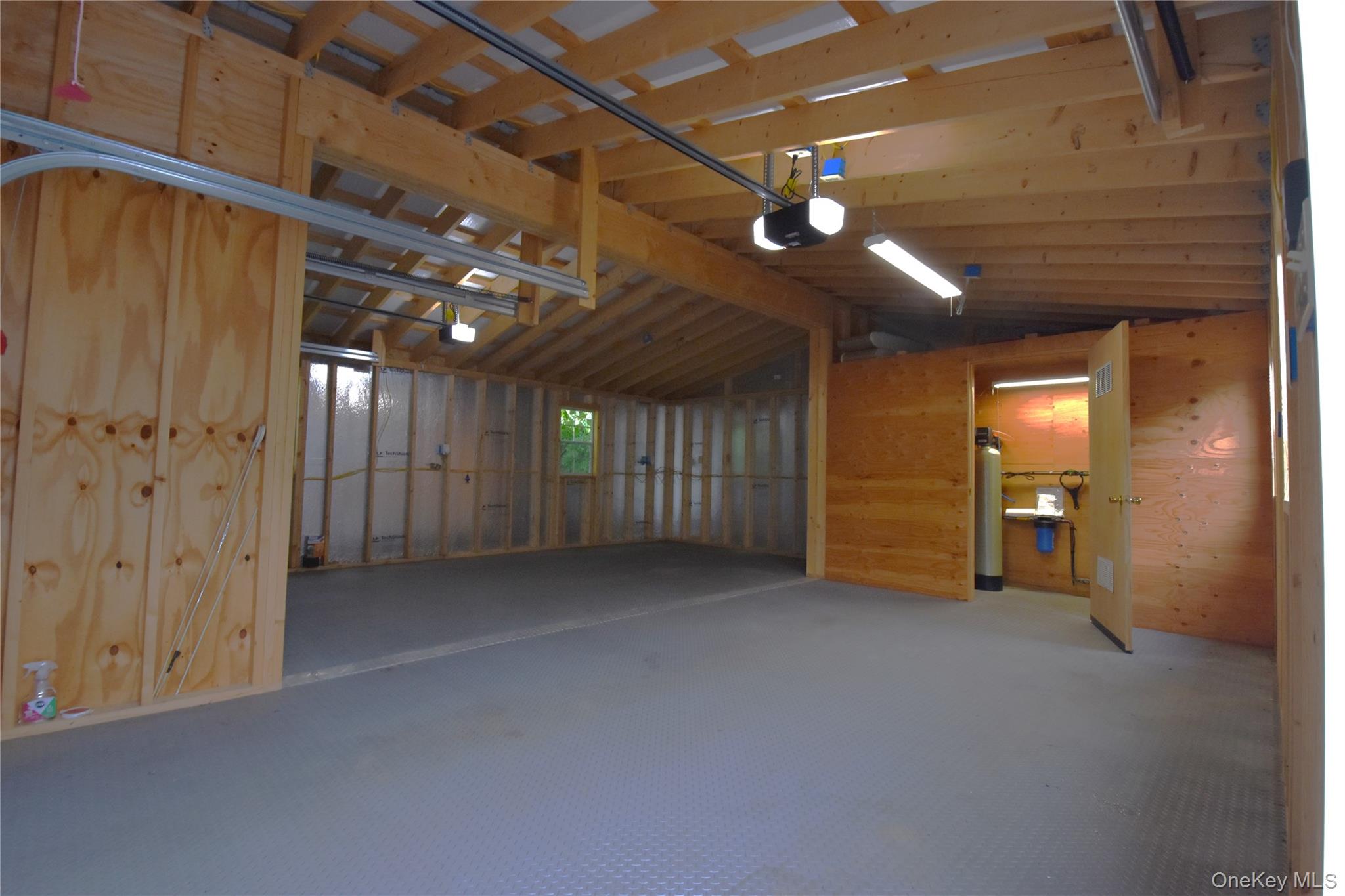64 Airport Road Property Photo 20