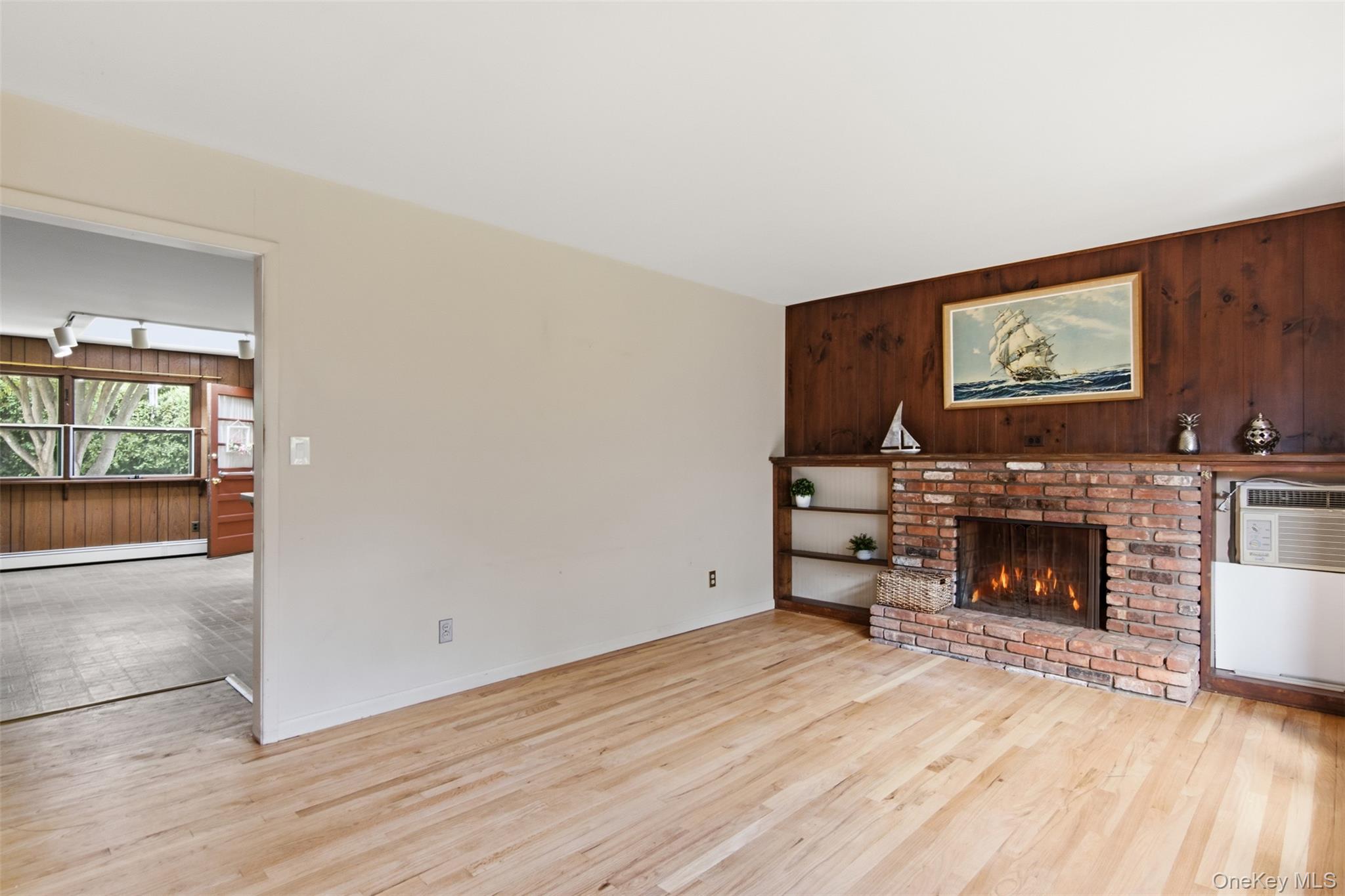 27 E 17th Street Property Photo 5