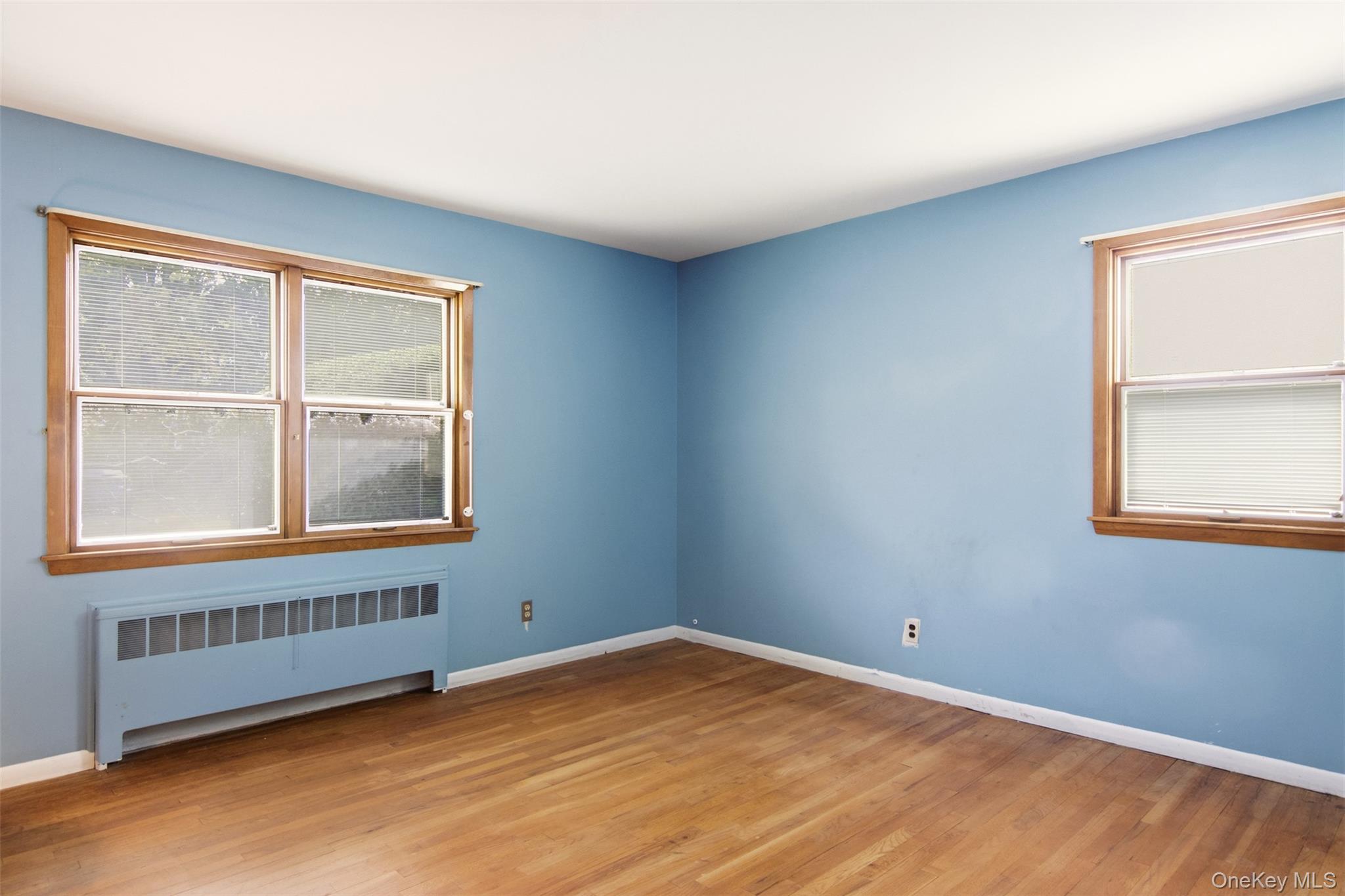 27 E 17th Street Property Photo 11