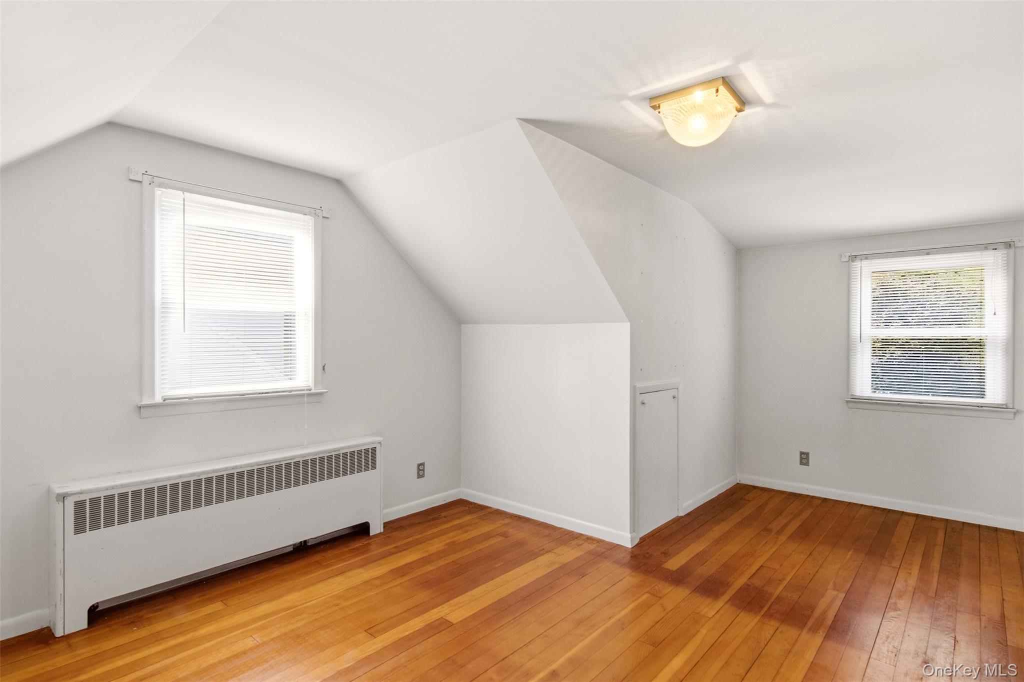 27 E 17th Street Property Photo 14