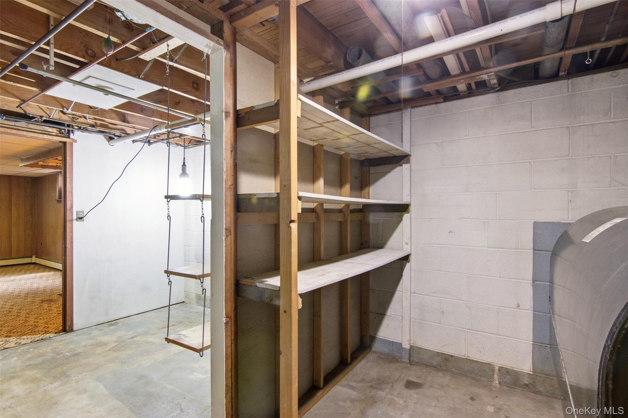 27 E 17th Street Property Photo 19