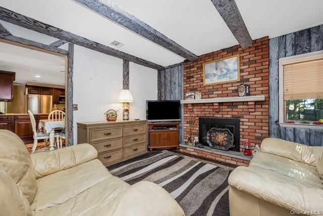 373 Nicolls Road Property Photo 11
