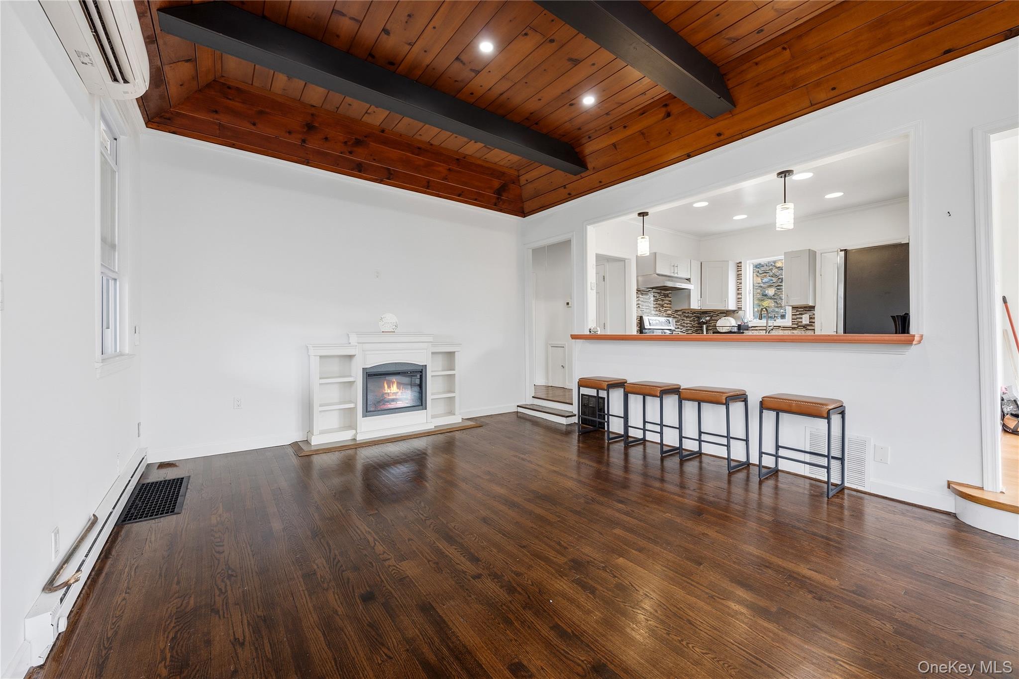3404 Mohegan Avenue Property Photo 9