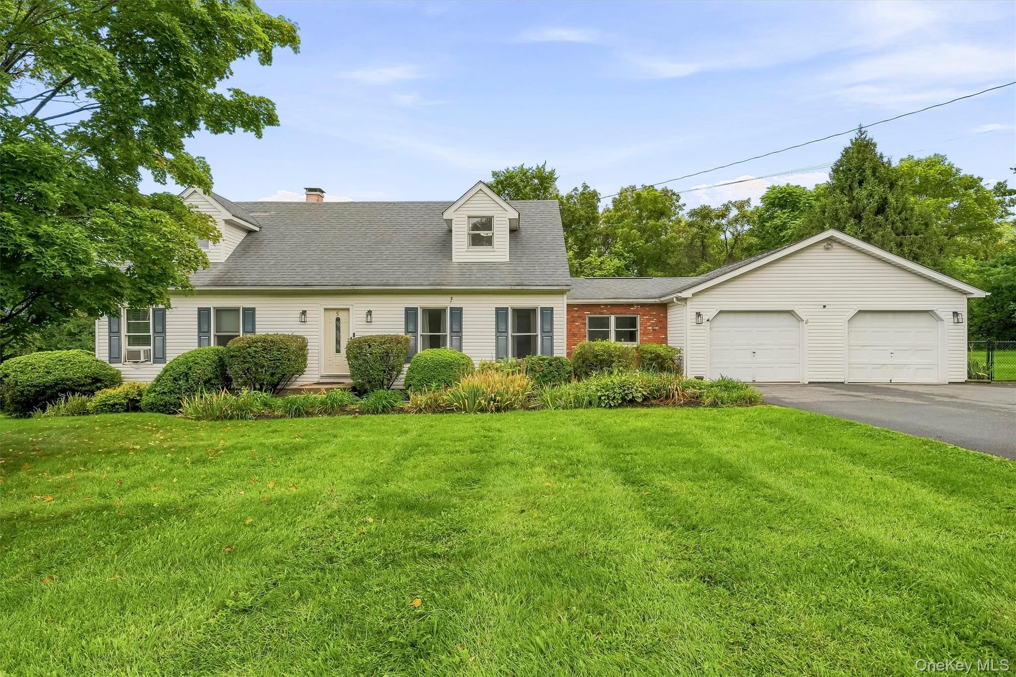5 Libra Lane Property Photo 1
