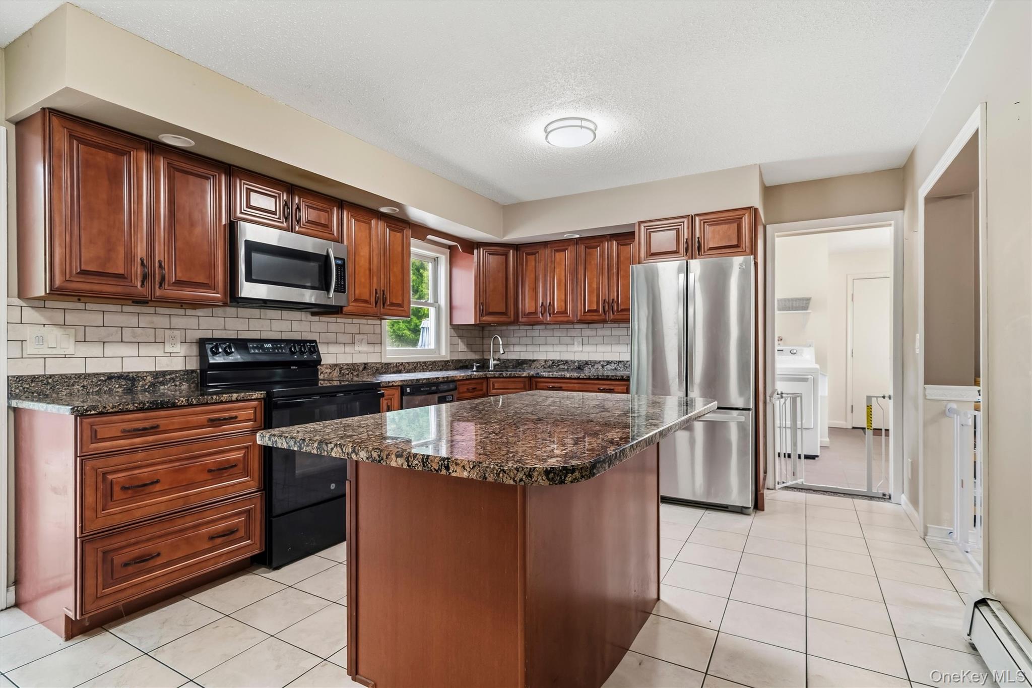 5 Libra Lane Property Photo 8