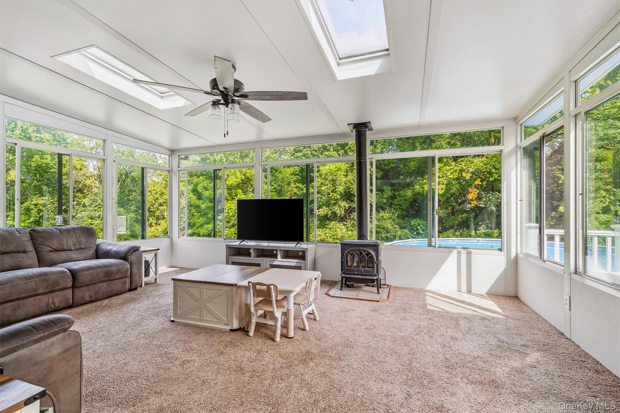 5 Libra Lane Property Photo 17