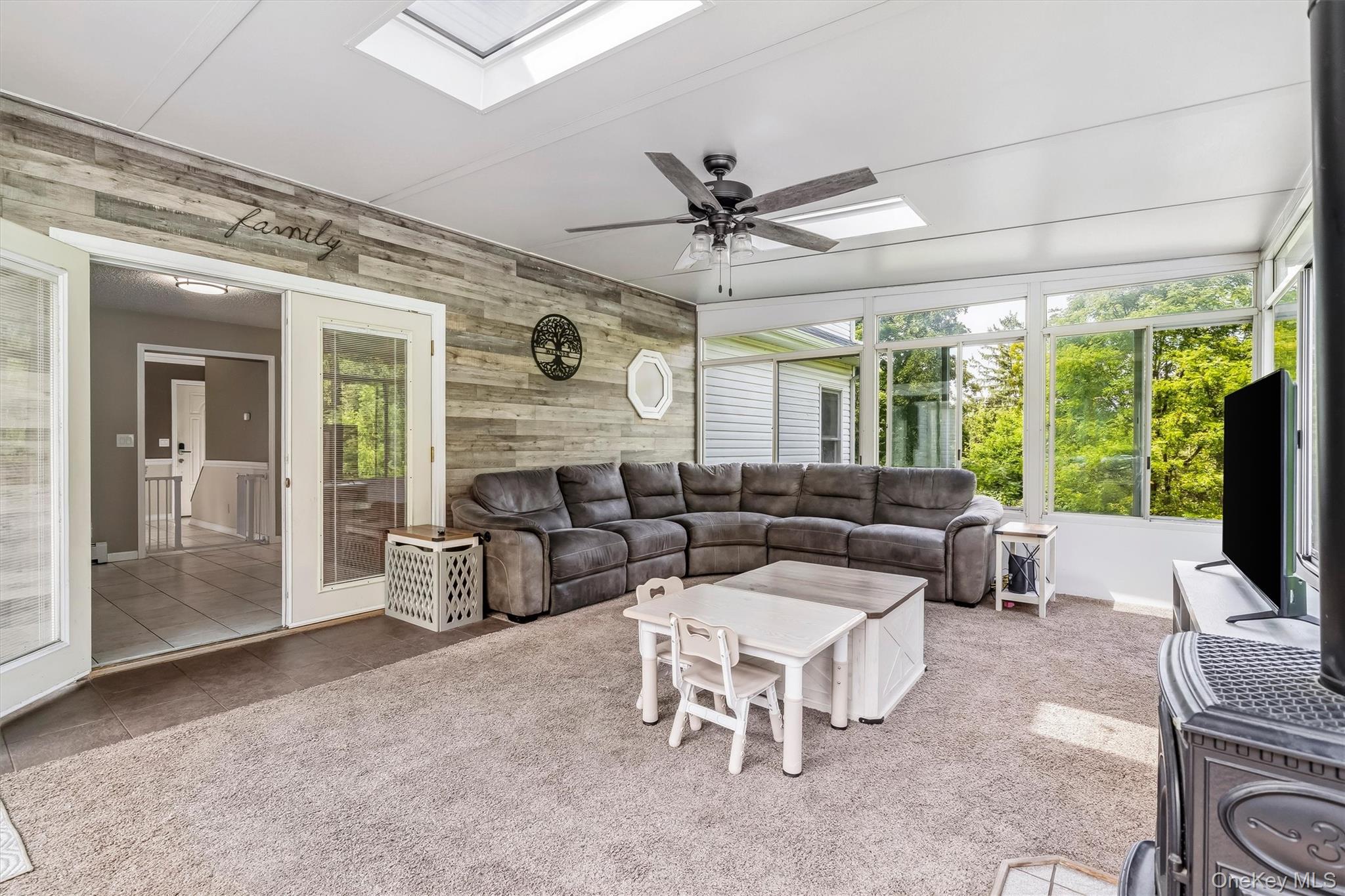 5 Libra Lane Property Photo 18