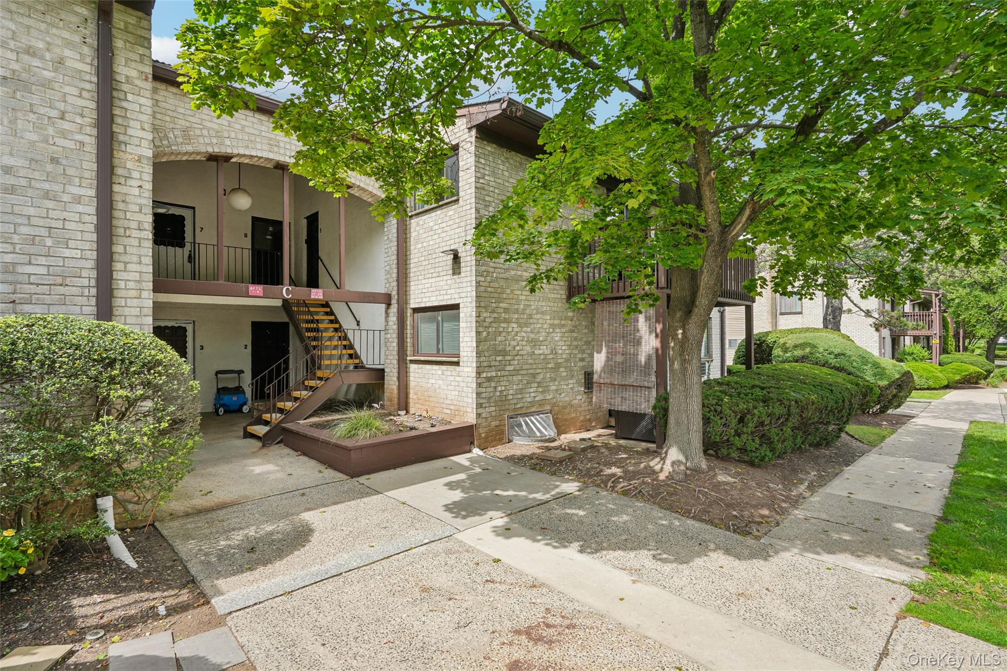 2 Secora Road C-5 Property Photo 3