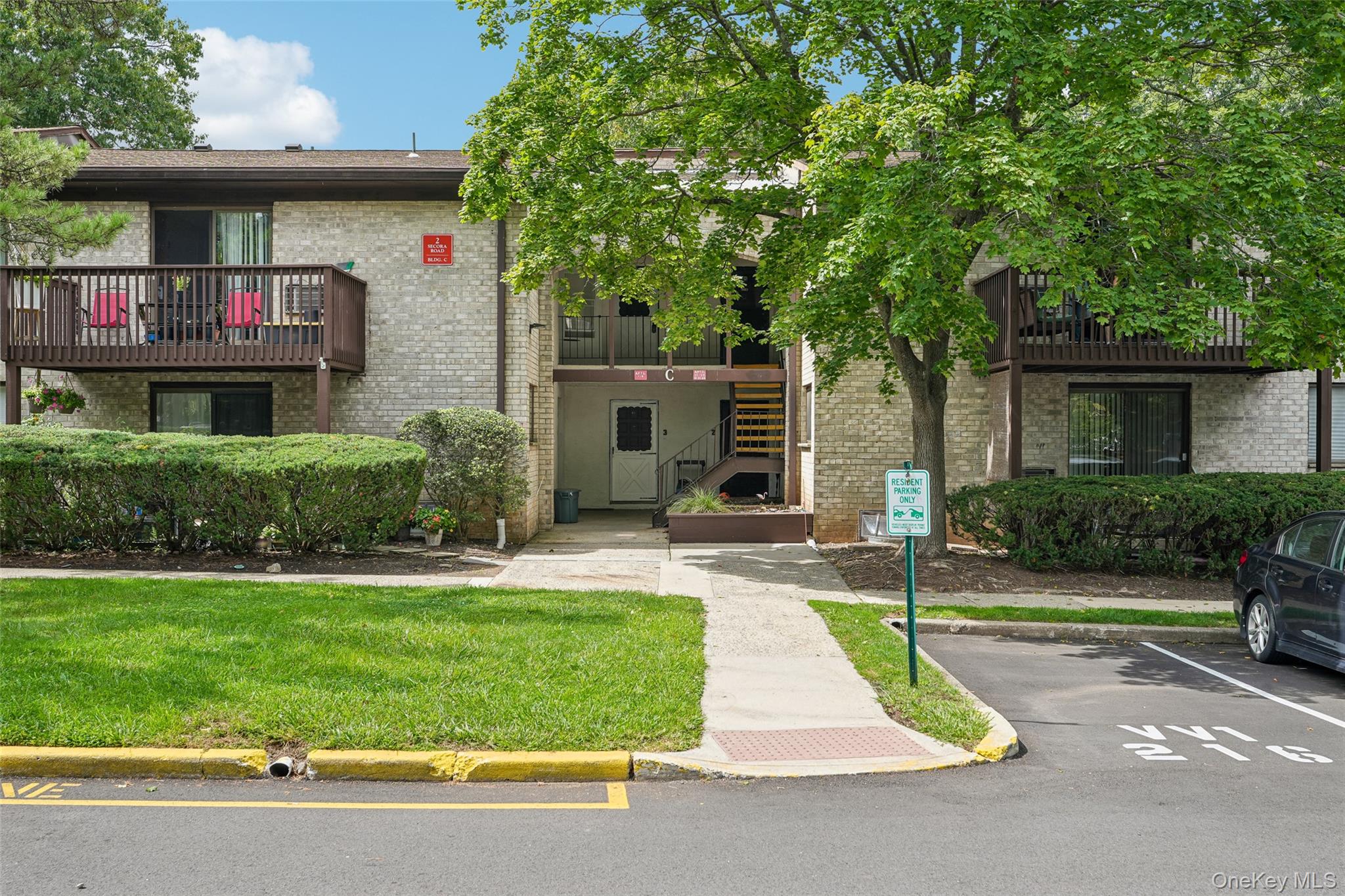 2 Secora Road C-5 Property Photo 4